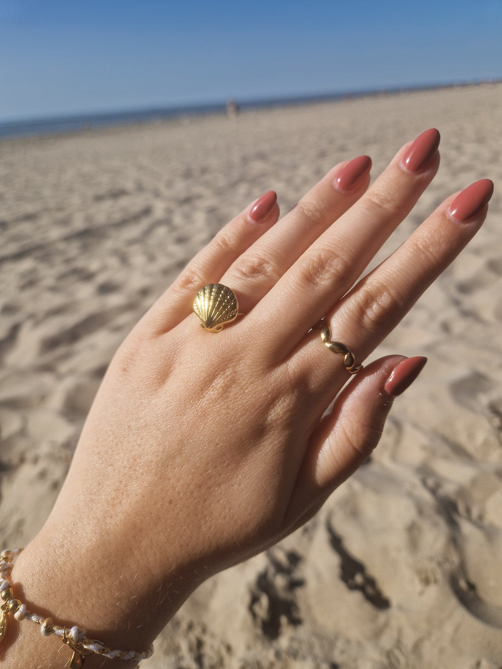 Beachy ring (2)