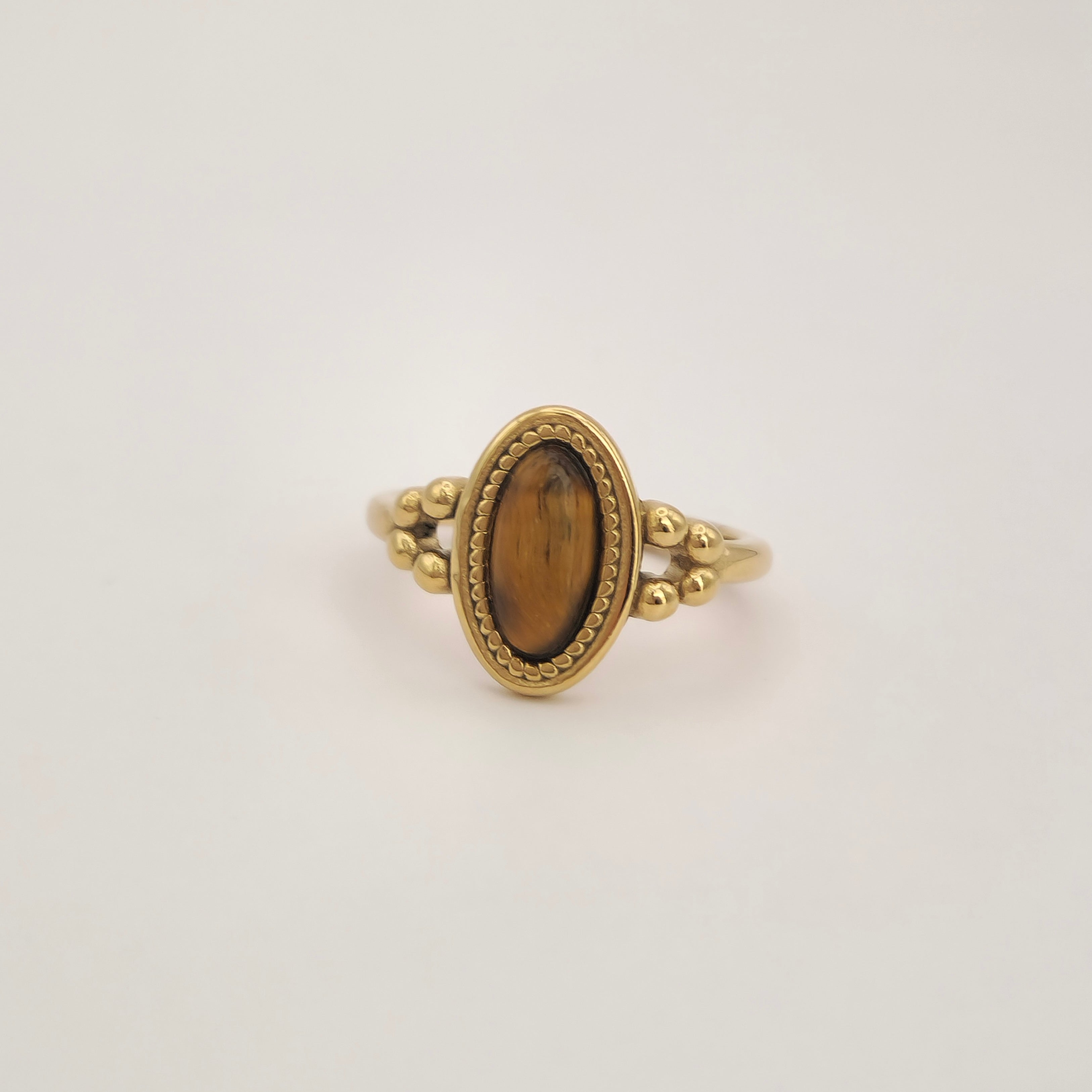 Medium Stone ring