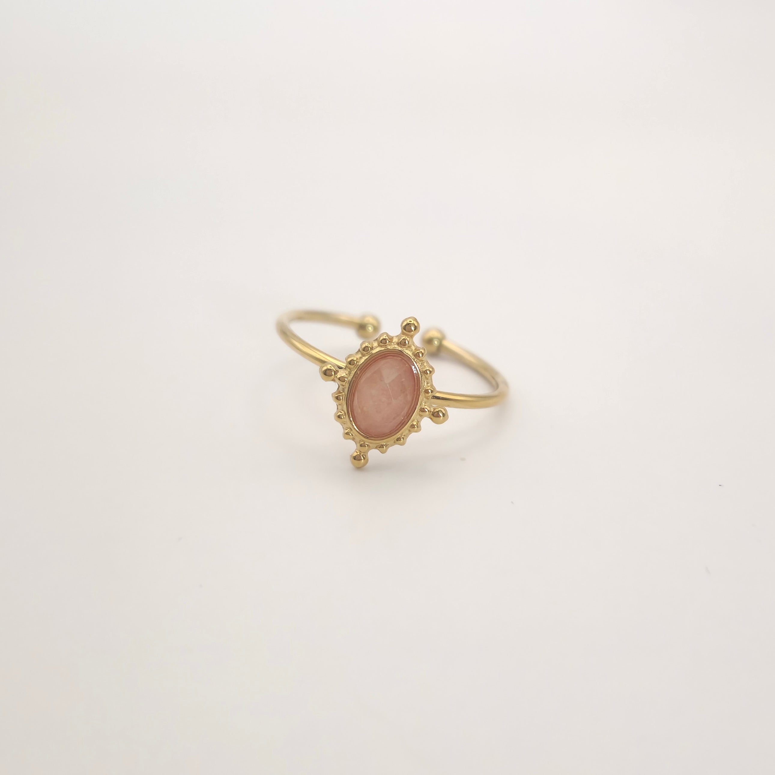Subtle Stone ring