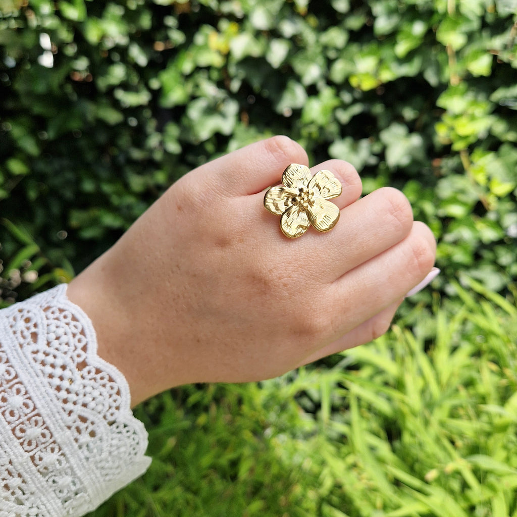 Statement Bloom ring (2)