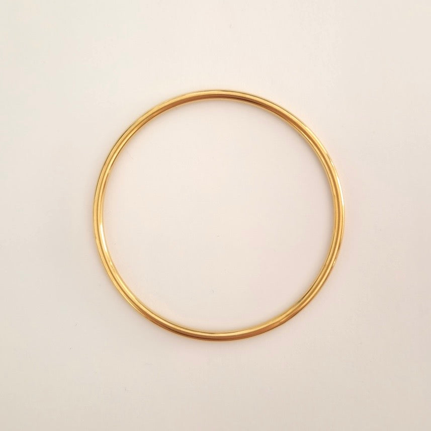 Classic bangle