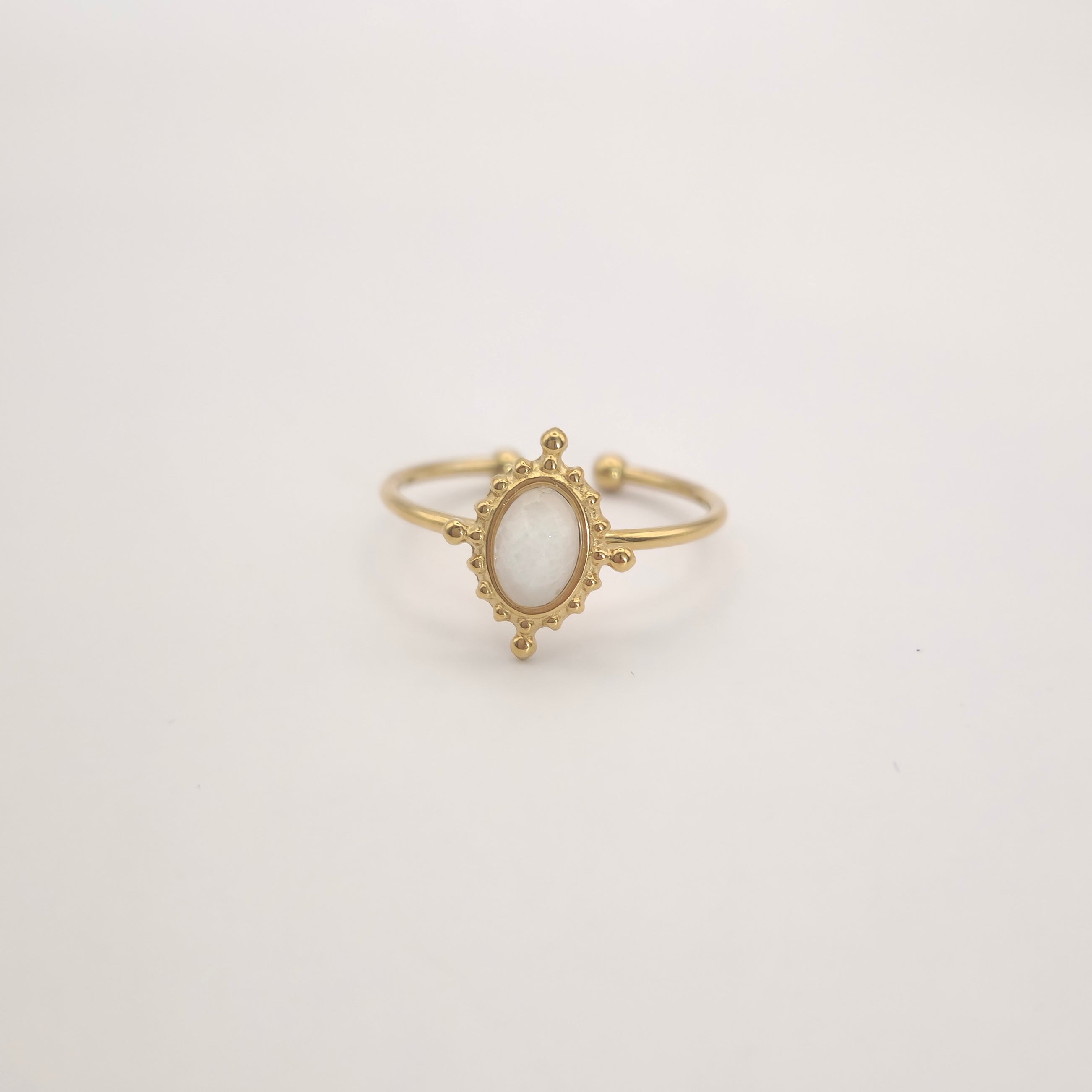 Subtle Stone ring