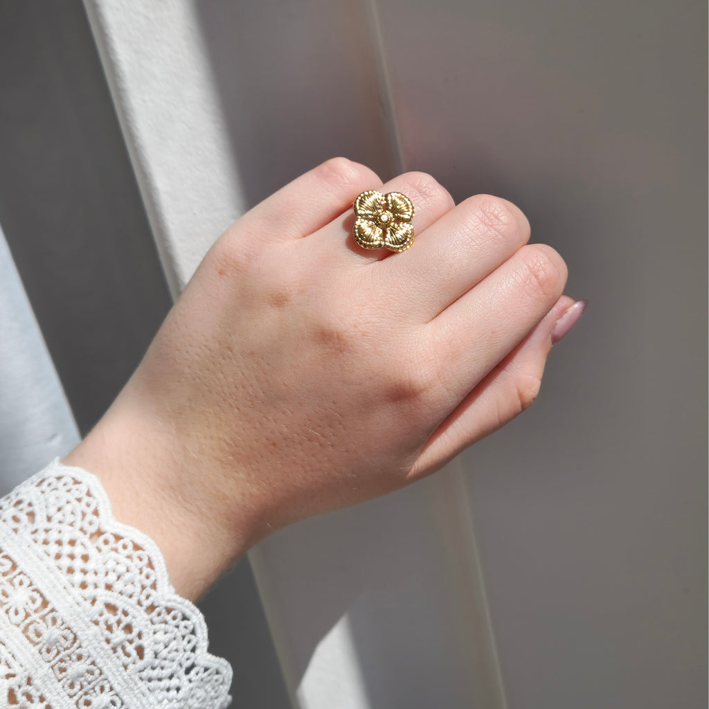 Fortune ring