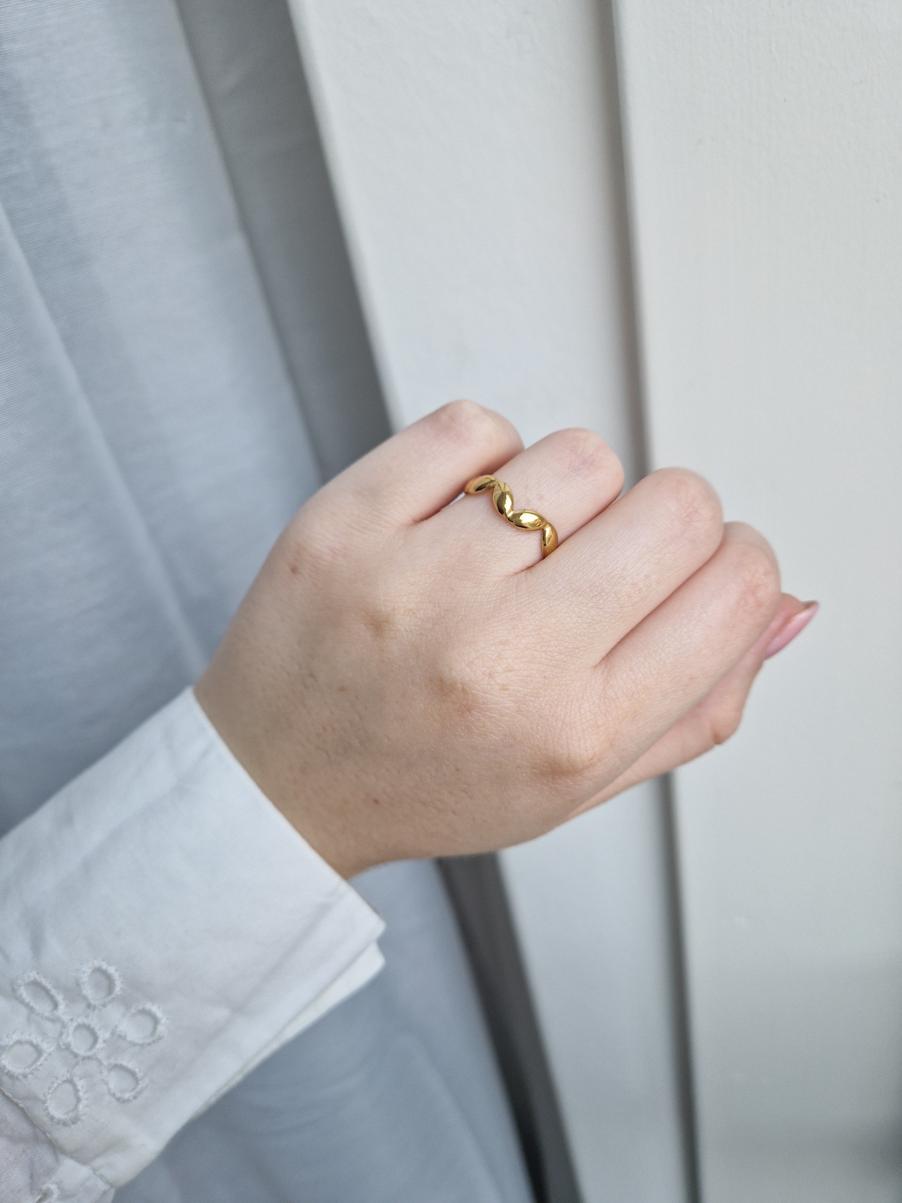 Chique Wave ring