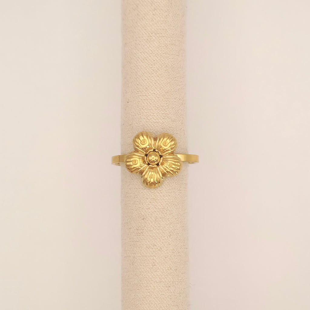 Daisy ring