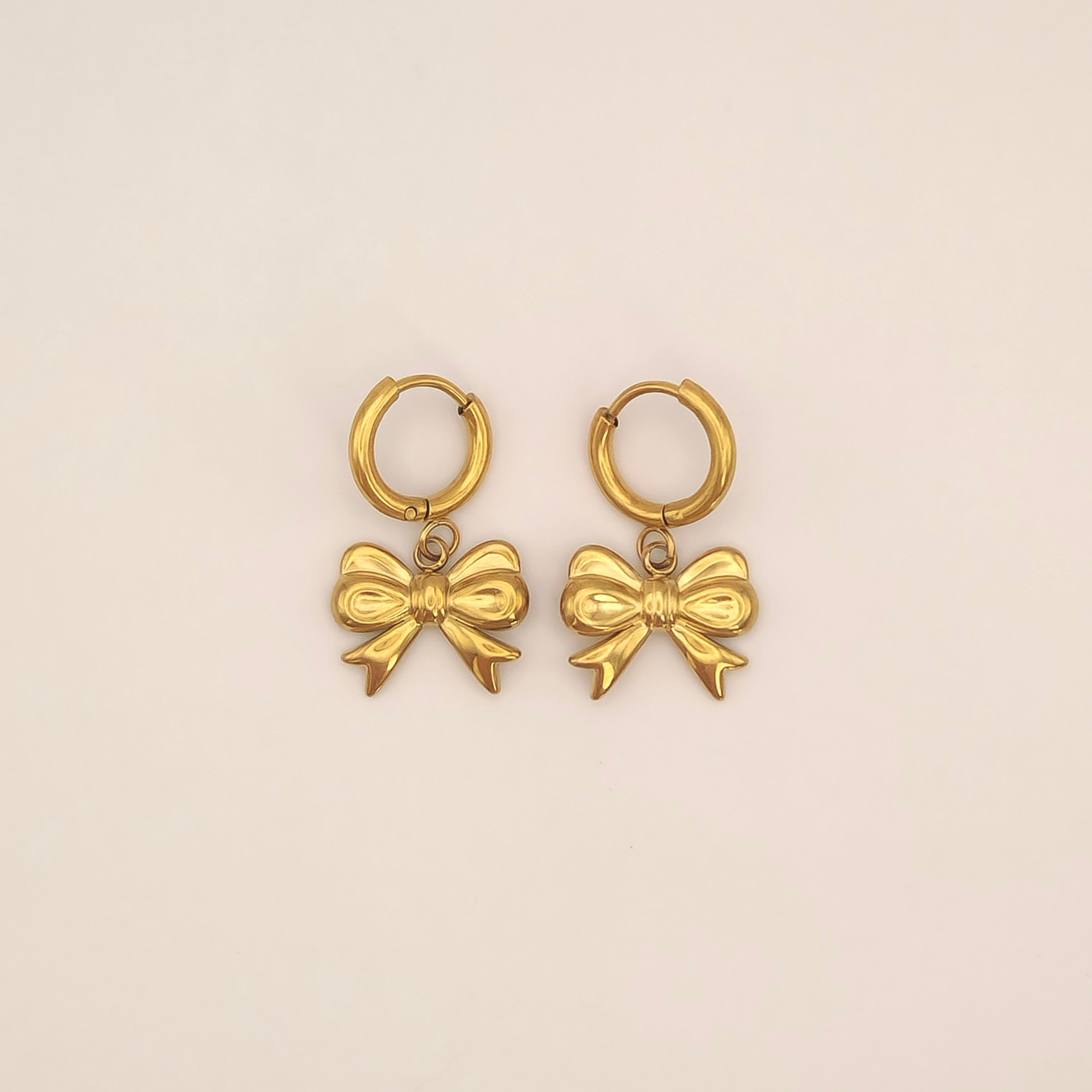 Tiny Bow oorbellen