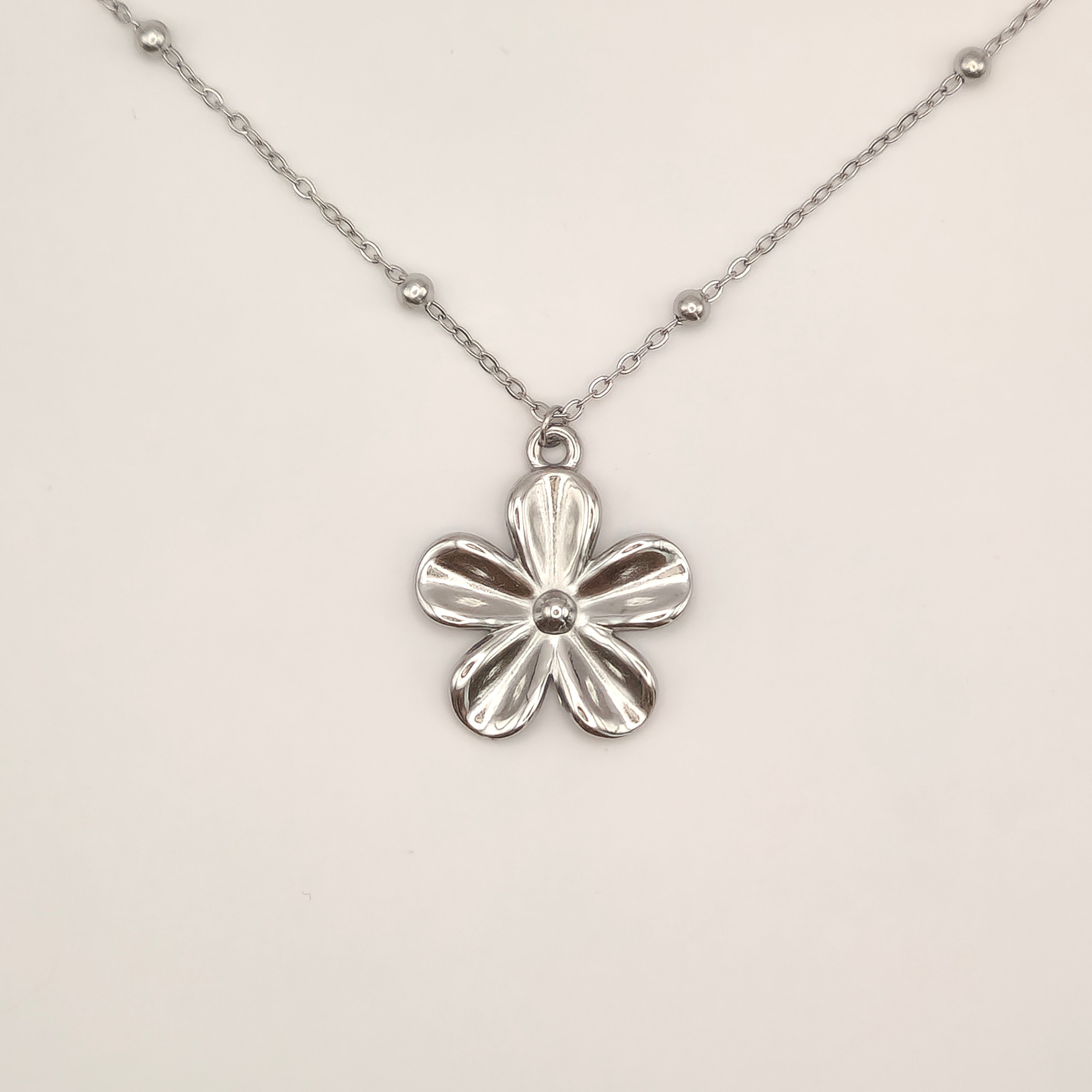 Flower ketting