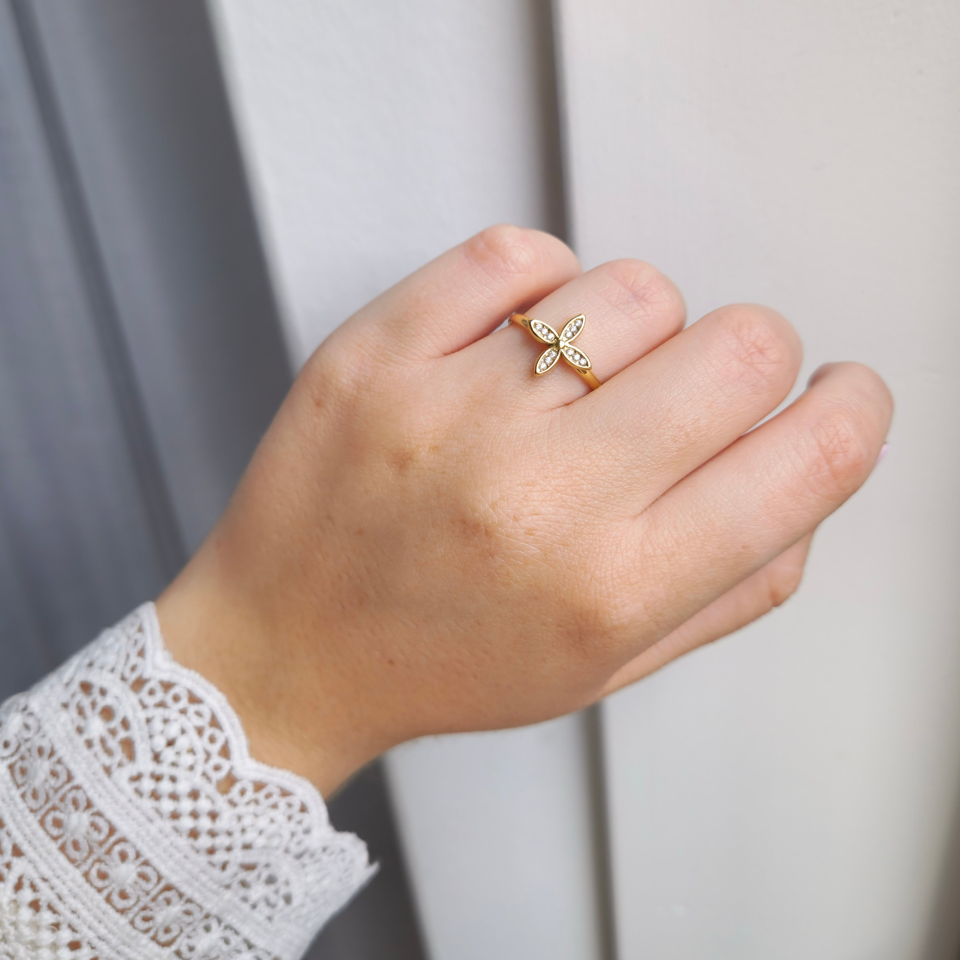 Lucky Spark ring (2)
