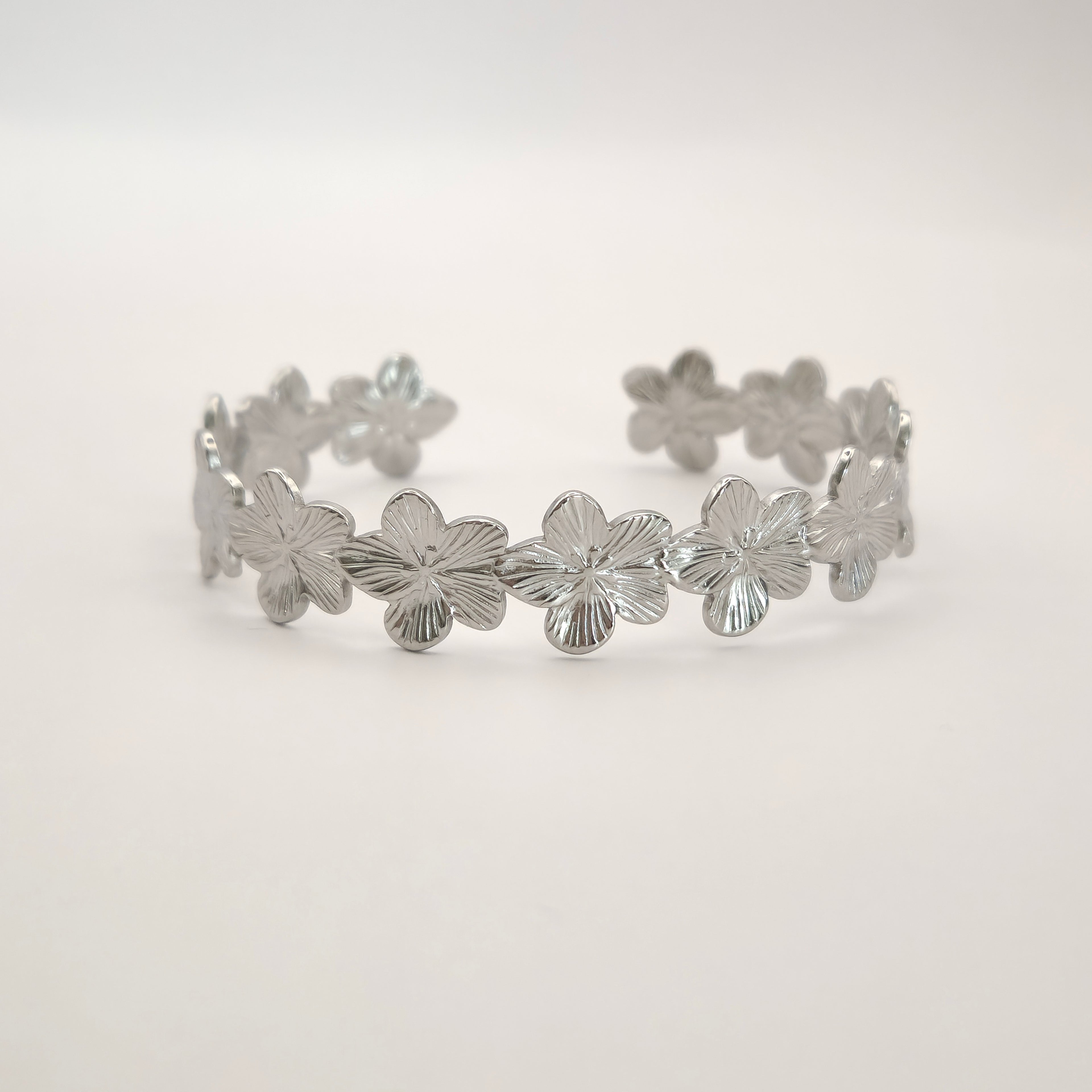 Flower Power bangle