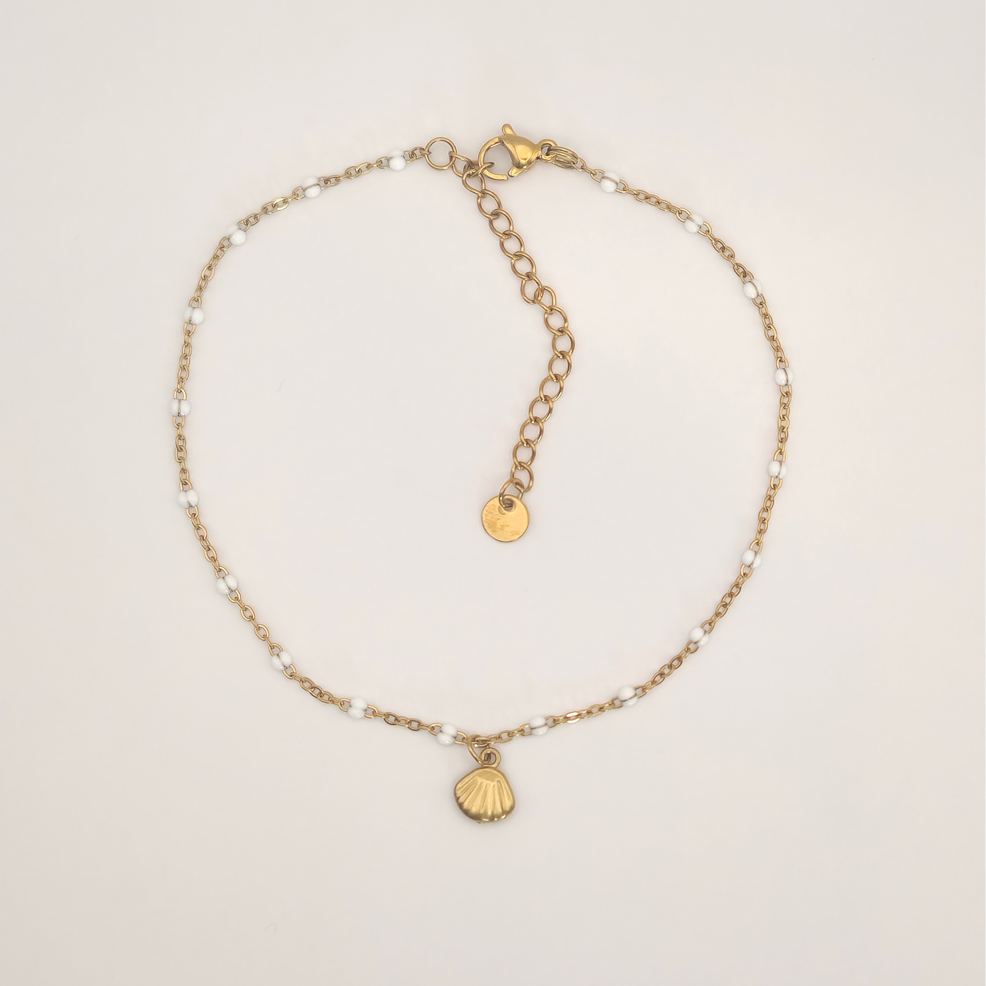 Dotty Shell enkelbandje