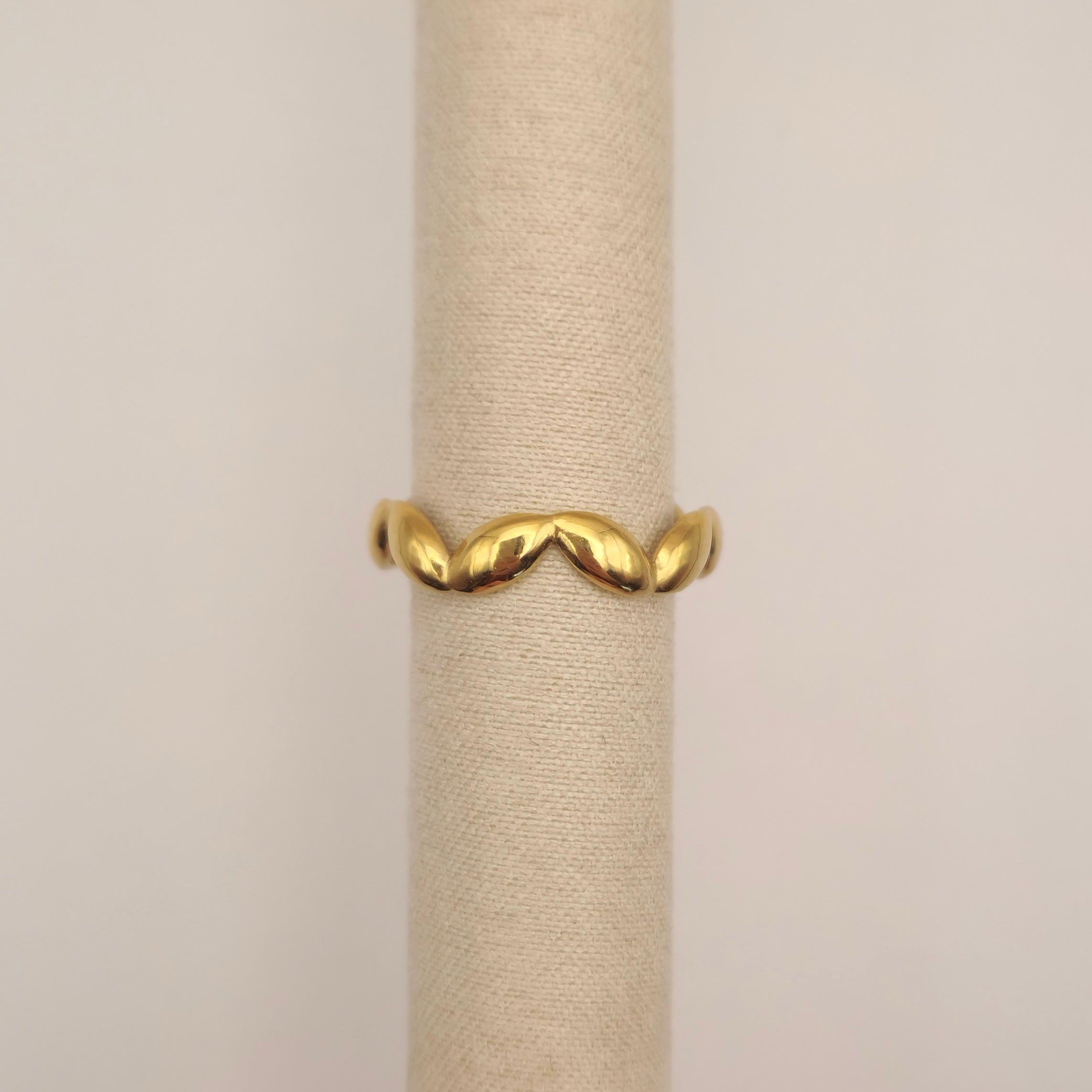 Chique Wave ring