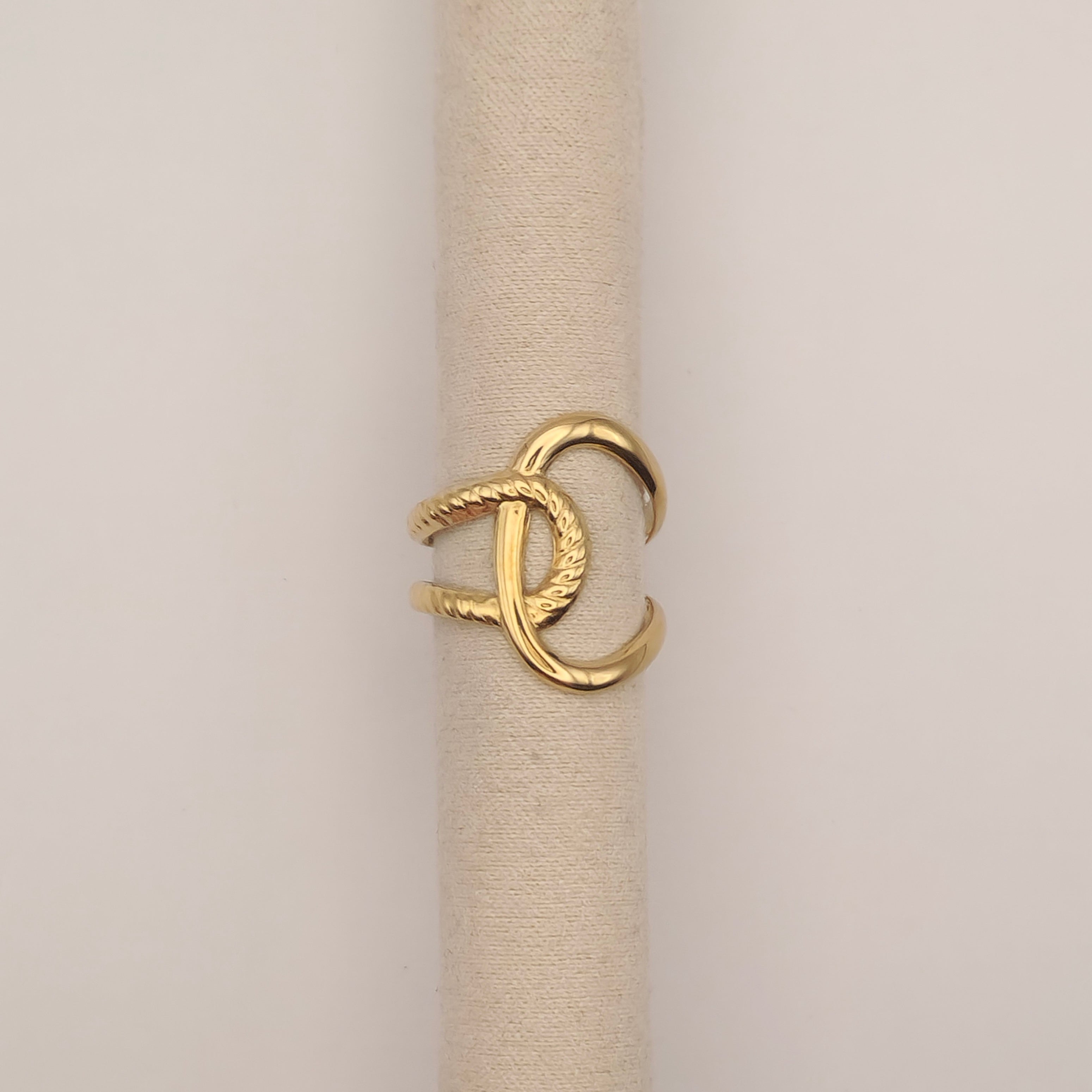 Nova ring